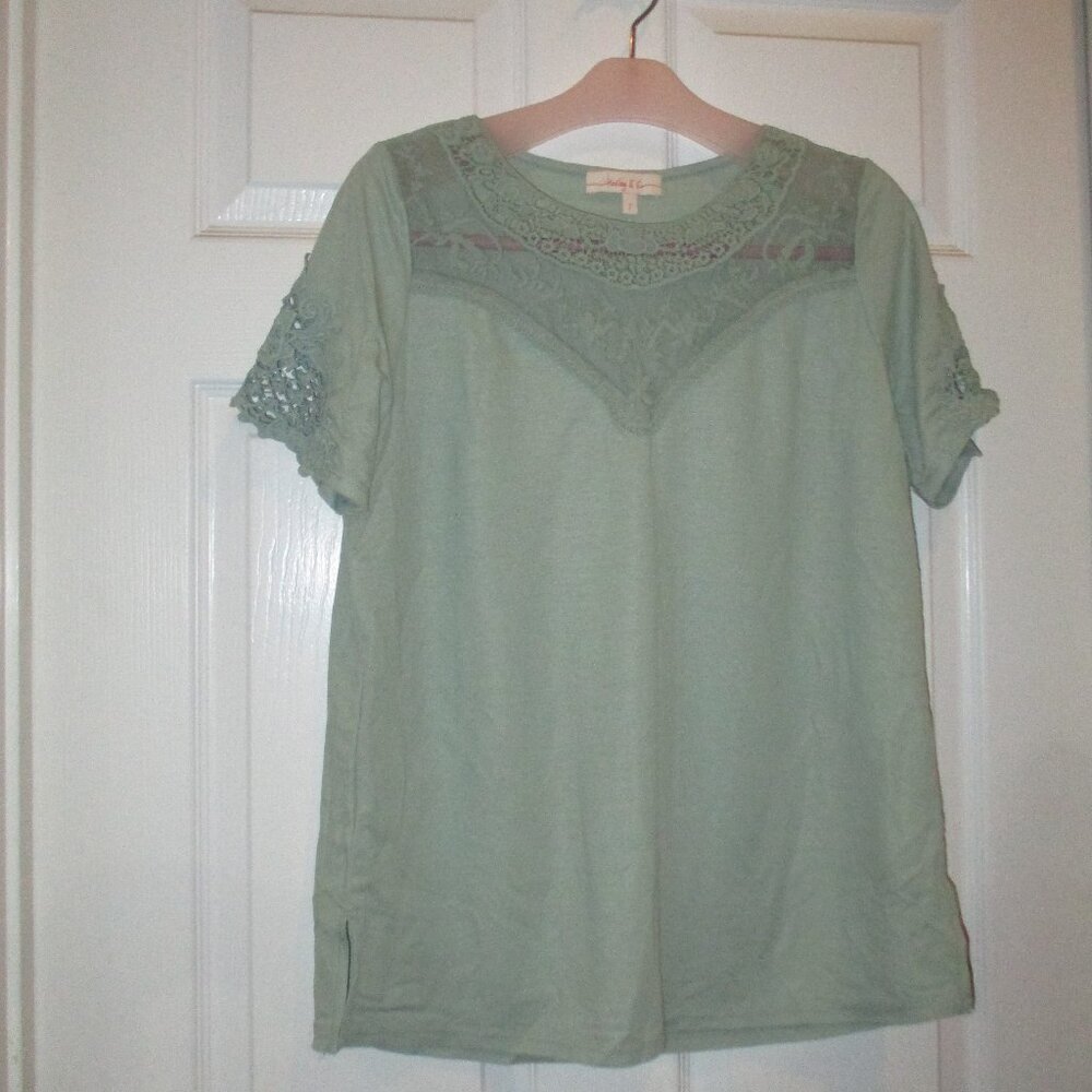 Hailey & Co Mint Green Blouse with Lace Small NEW